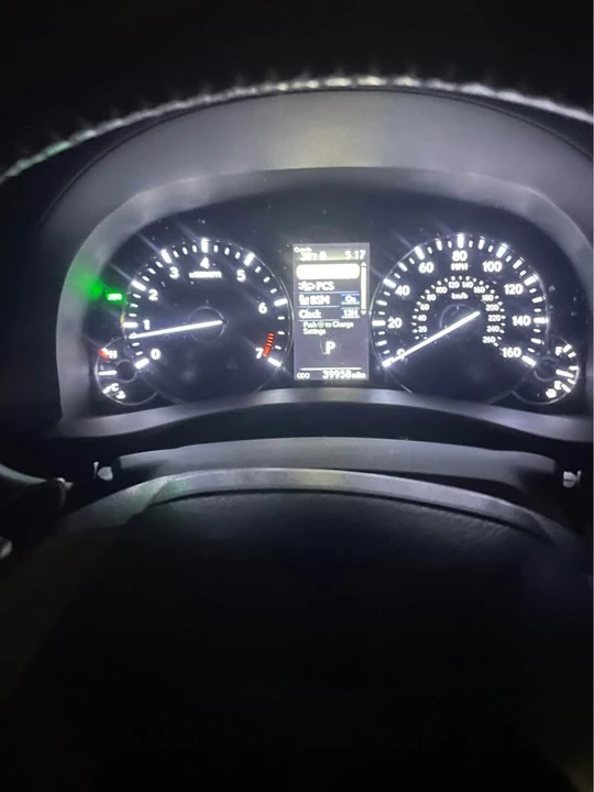 2019 Lexus GS 4th Gen - Image 4 of 4