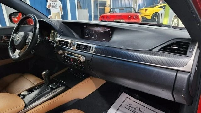 2019 Lexus GS 4th Gen - Image 14 of 21