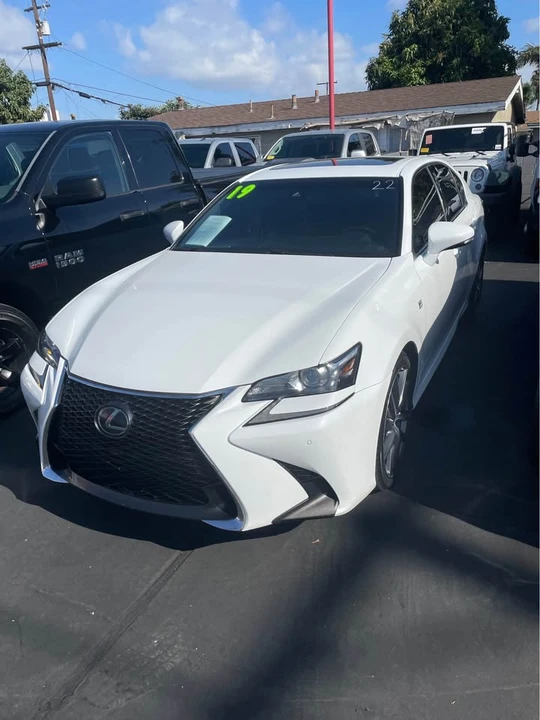 2019 Lexus GS 4th Gen - Image 2 of 3
