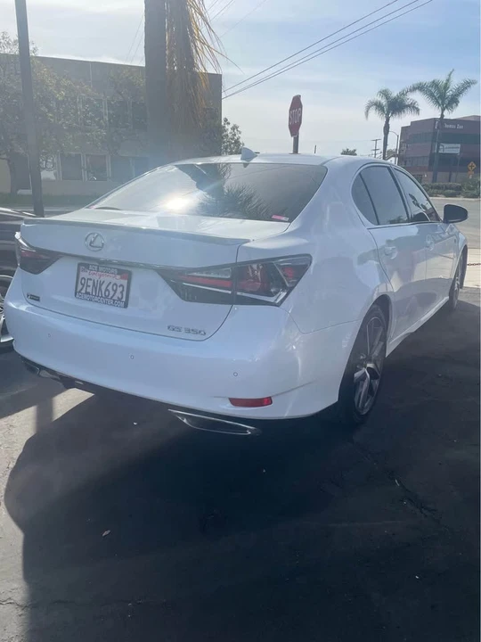 2019 Lexus GS 4th Gen - Image 4 of 4