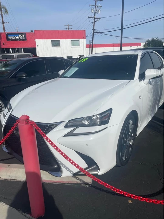 2019 Lexus GS 4th Gen - Image 2 of 4
