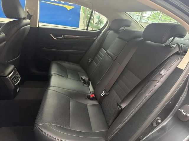 2019 Lexus GS 4th Gen - Image 24 of 31