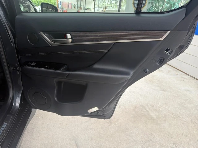2019 Lexus GS 4th Gen - Image 29 of 31