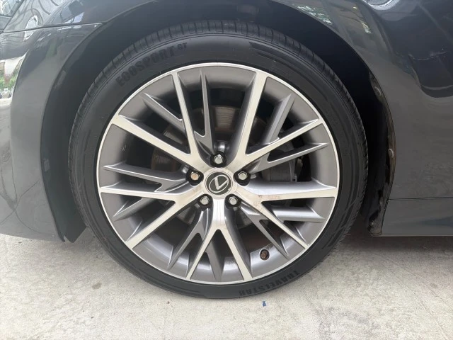2019 Lexus GS 4th Gen - Image 13 of 31
