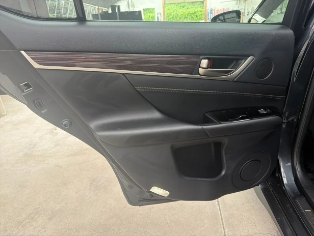 2019 Lexus GS 4th Gen - Image 25 of 31
