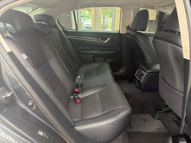 2019 Lexus GS 4th Gen - Image 26 of 31