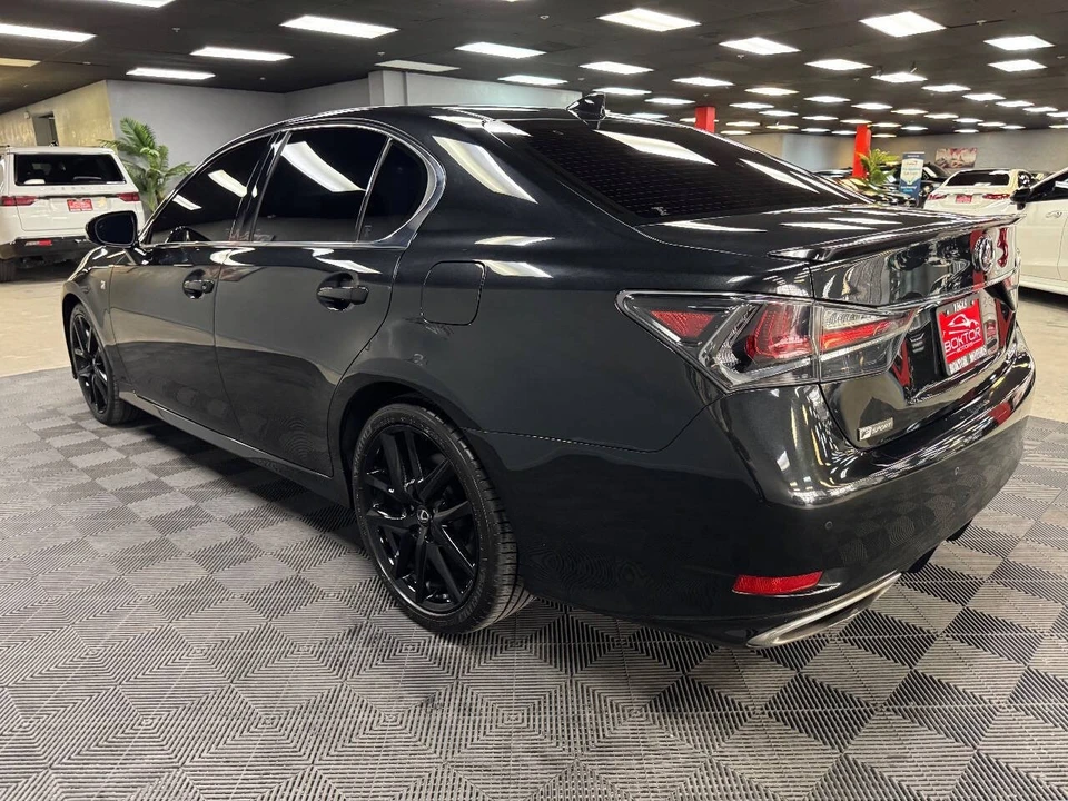 2019 Lexus GS 4th Gen - Image 9 of 12