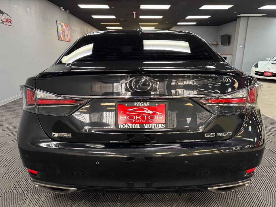 2019 Lexus GS 4th Gen - Image 11 of 12
