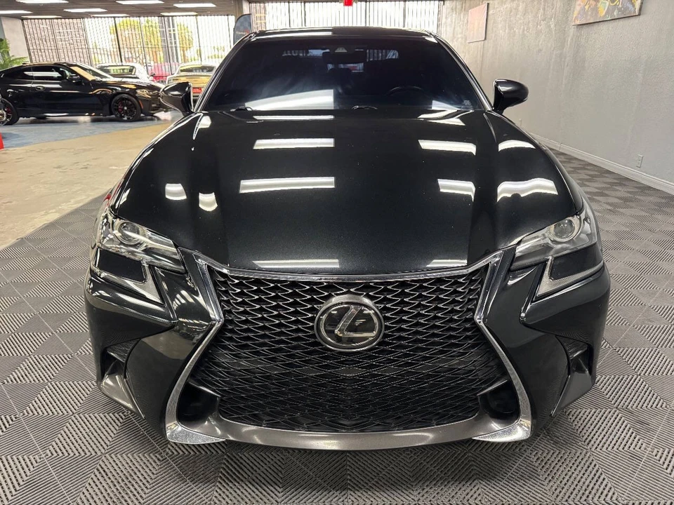 2019 Lexus GS 4th Gen - Image 4 of 12
