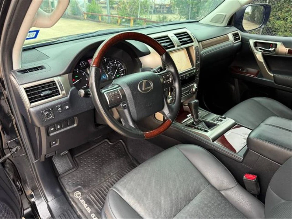 2019 Lexus GX 2nd Gen - Image 12 of 17