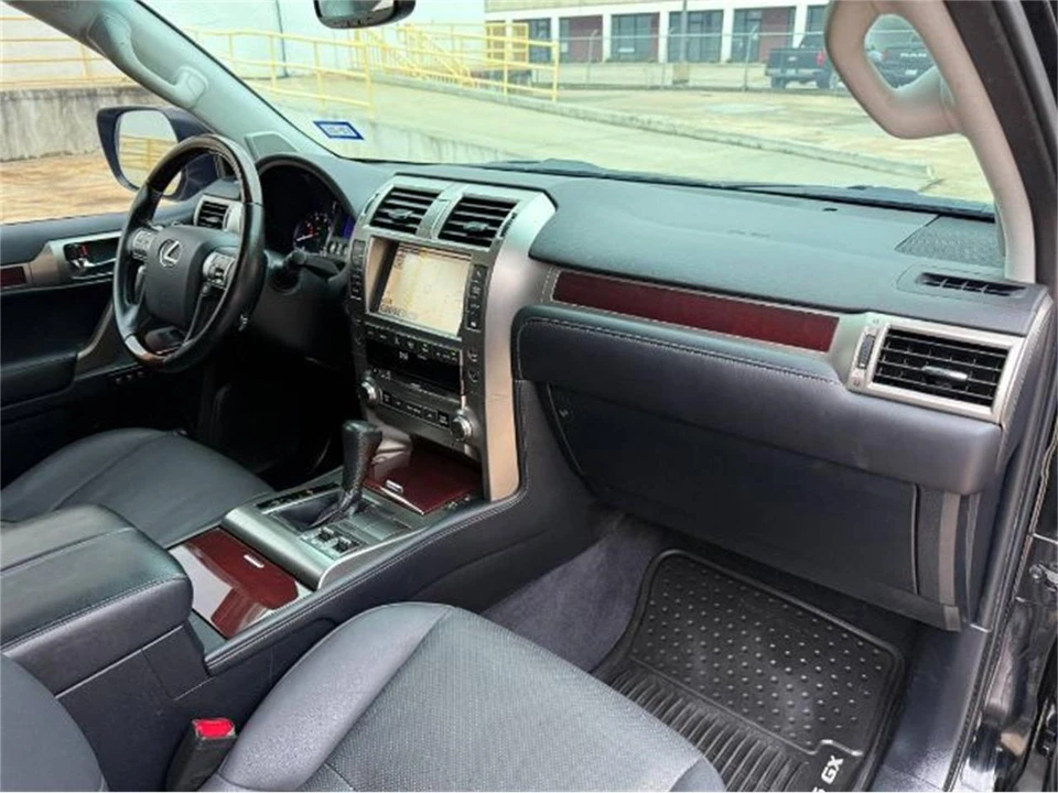 2019 Lexus GX 2nd Gen - Image 11 of 17