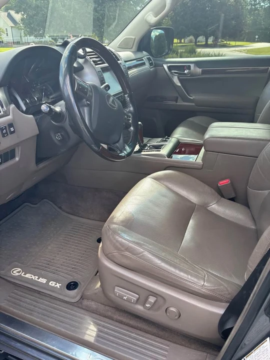 2019 Lexus GX 3rd Gen - Image 5 of 8