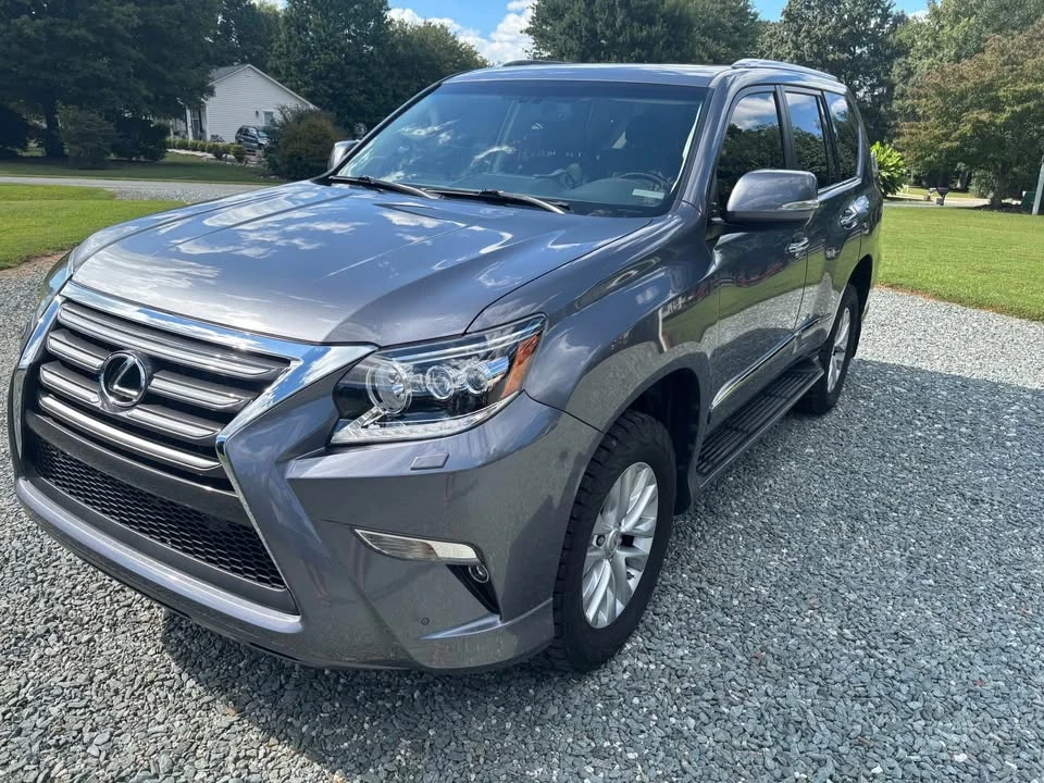 2019 Lexus GX 3rd Gen - Image 2 of 8