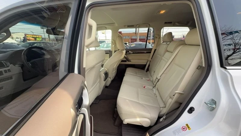 2019 Lexus GX 2nd Gen - Image 8 of 13
