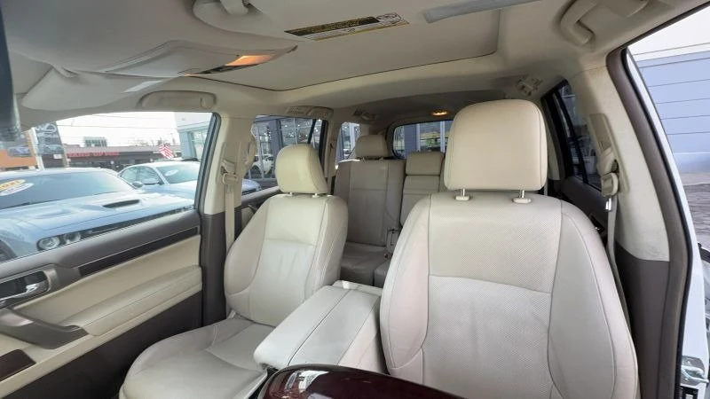 2019 Lexus GX 2nd Gen - Image 9 of 13