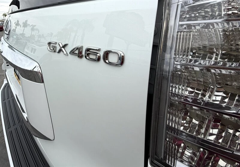 2019 Lexus GX 2nd Gen - Image 18 of 20