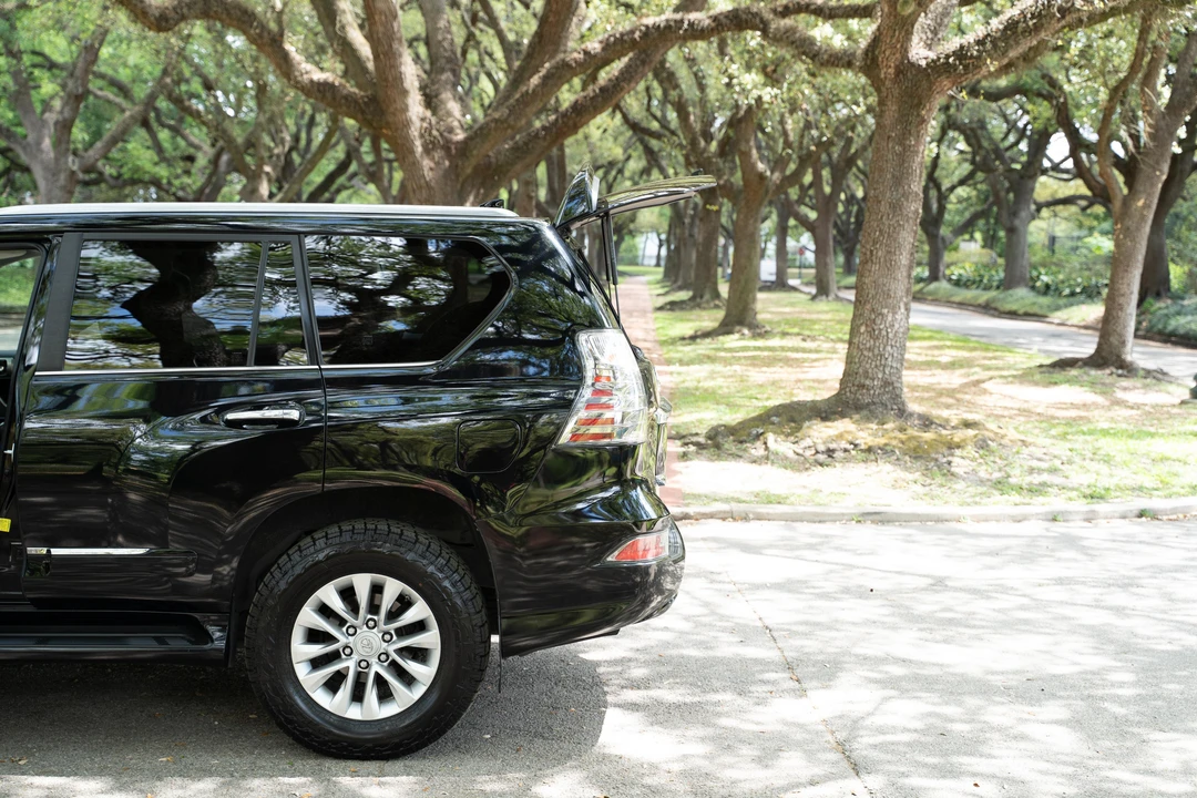 2019 Lexus GX 2nd Gen - Image 27 of 31