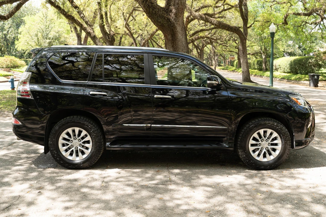 2019 Lexus GX 2nd Gen - Image 3 of 31