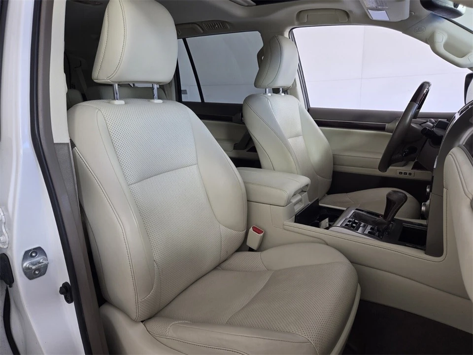 2019 Lexus GX 3rd Gen - Image 17 of 21