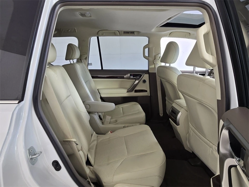 2019 Lexus GX 3rd Gen - Image 15 of 21