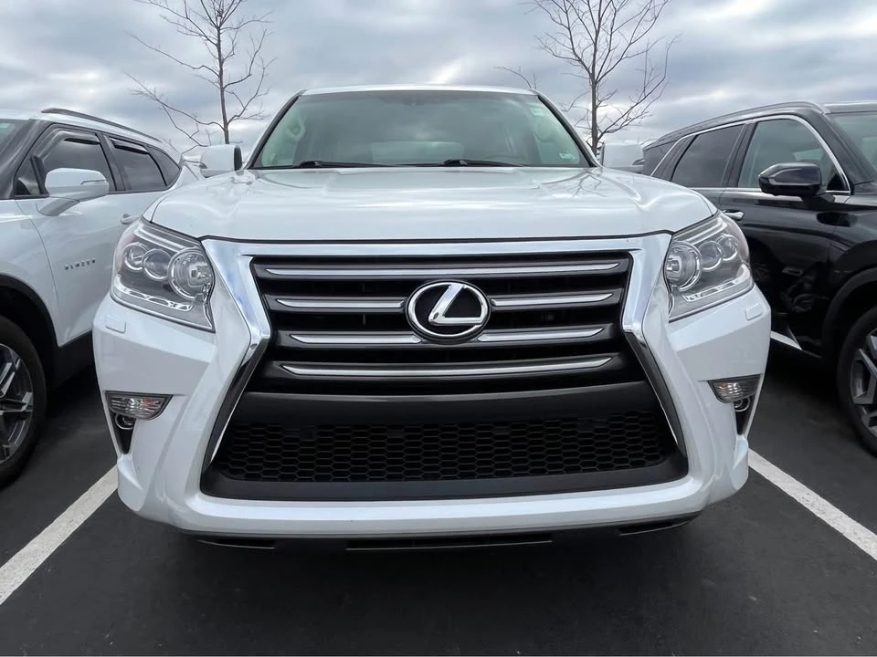 2019 Lexus GX 2nd Gen - Image 2 of 16