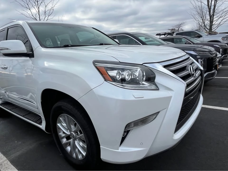 2019 Lexus GX 2nd Gen - Image 4 of 16