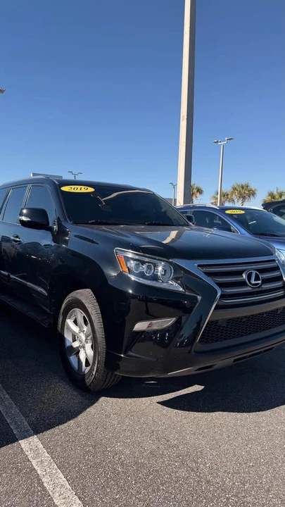 2019 Lexus GX 2nd Gen - Image 2 of 9