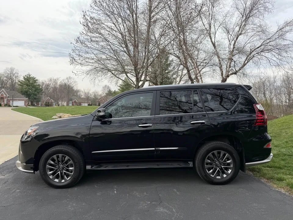 2019 Lexus GX 2nd Gen - Image 2 of 18
