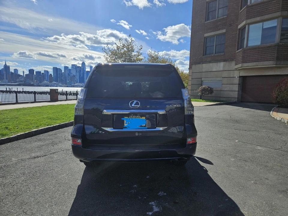 2019 Lexus GX 2nd Gen - Image 18 of 20