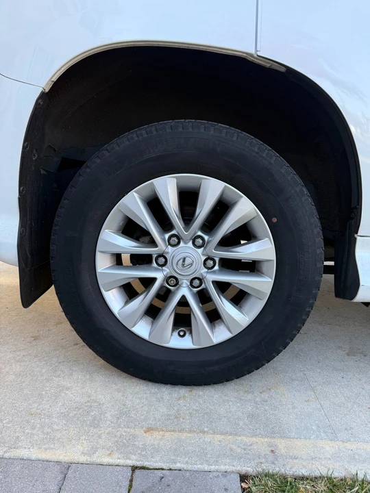 2019 Lexus GX 2nd Gen - Image 13 of 21