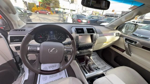 2019 Lexus GX 2nd Gen - Image 9 of 16