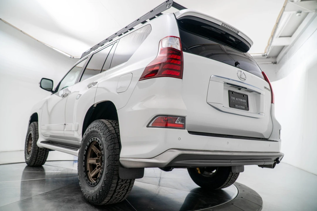 2019 Lexus GX 2nd Gen - Image 14 of 31