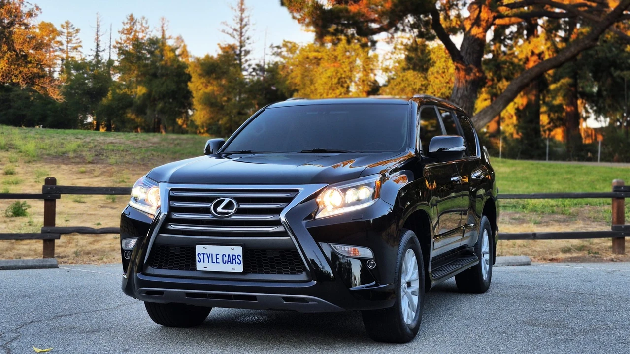 2019 Lexus GX 2nd Gen - Image 9 of 31