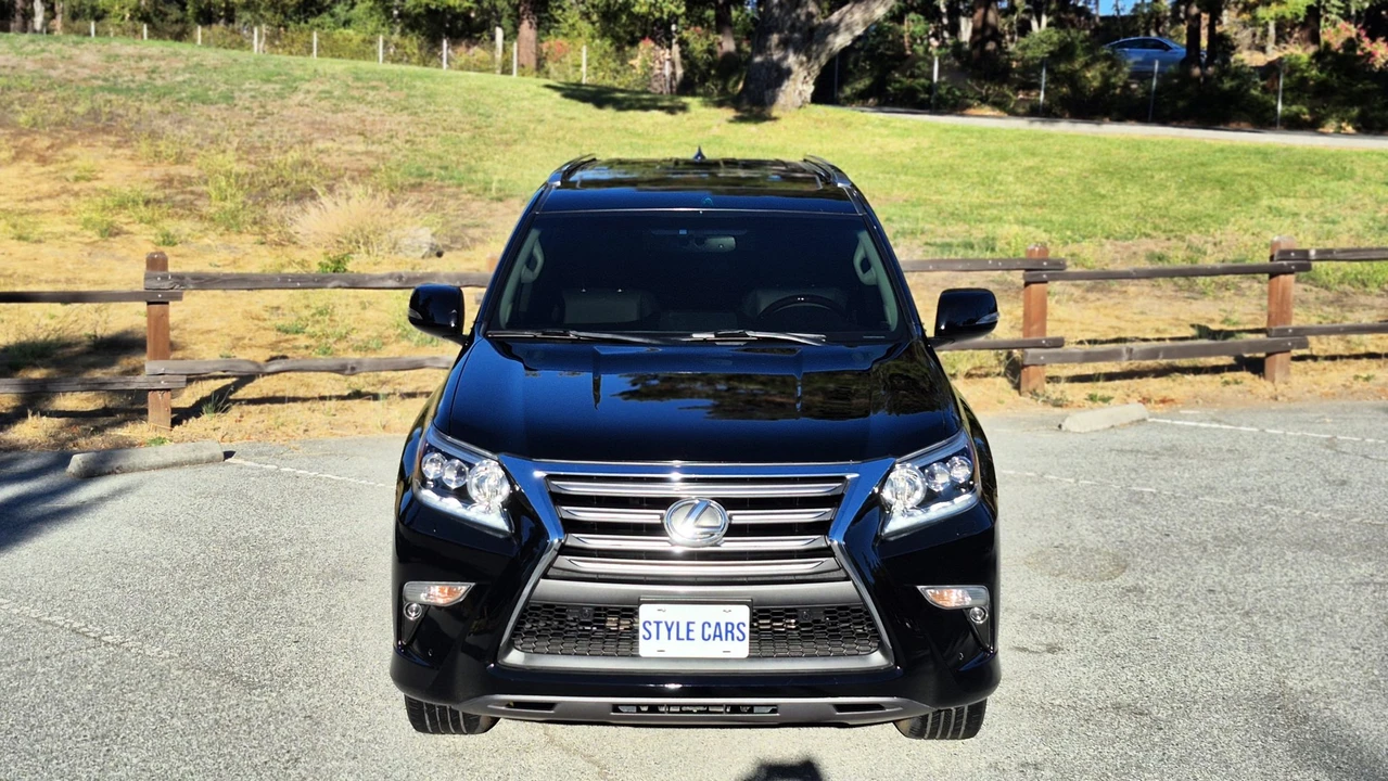 2019 Lexus GX 2nd Gen - Image 11 of 31