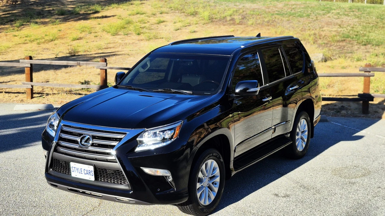 2019 Lexus GX 2nd Gen - Image 4 of 31