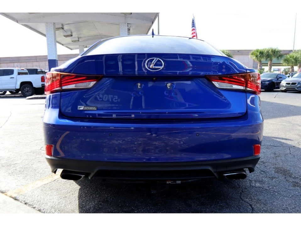 2019 Lexus IS 3rd Gen - Image 7 of 20