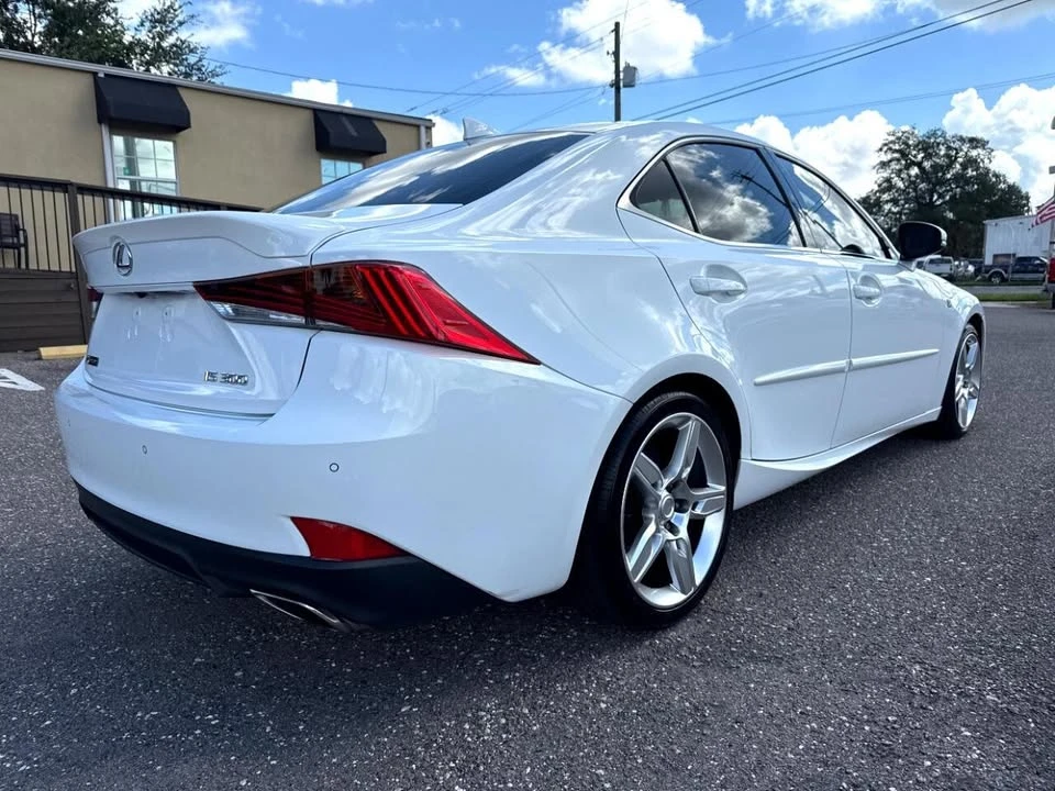 2019 Lexus IS 3rd Gen - Image 7 of 20