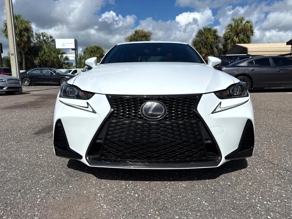 2019 Lexus IS 3rd Gen - Image 4 of 20