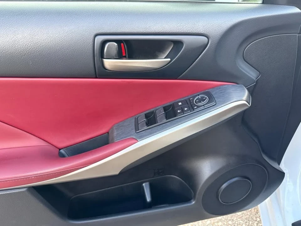 2019 Lexus IS 3rd Gen - Image 20 of 20
