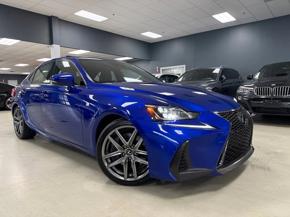 2019 Lexus IS 3rd Gen - Image 12 of 20