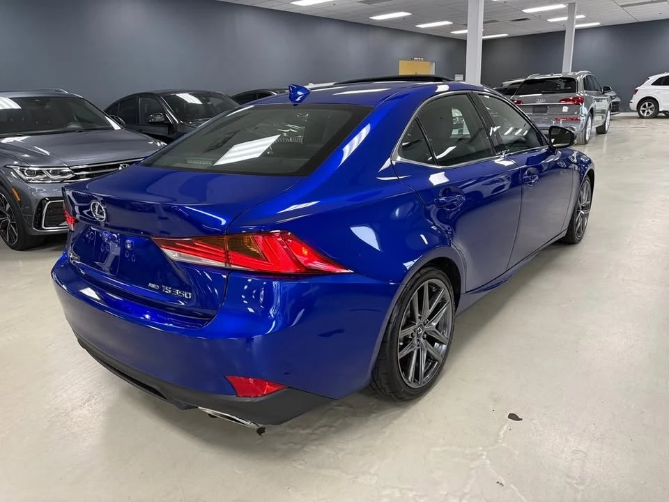 2019 Lexus IS 3rd Gen - Image 5 of 20