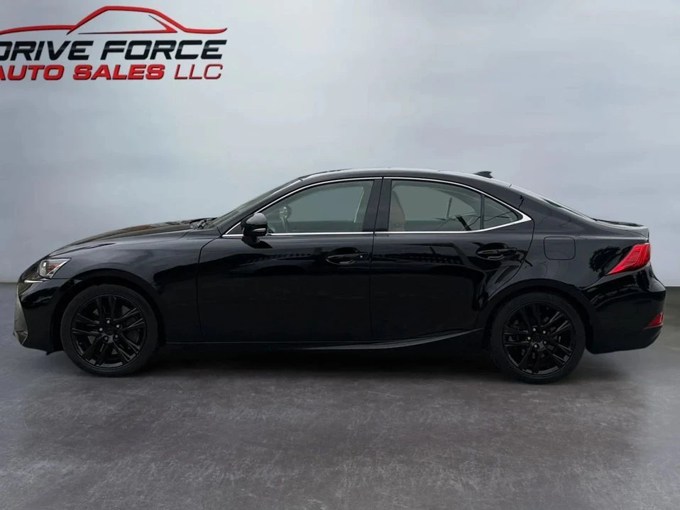2019 Lexus IS 3rd Gen - Image 2 of 15