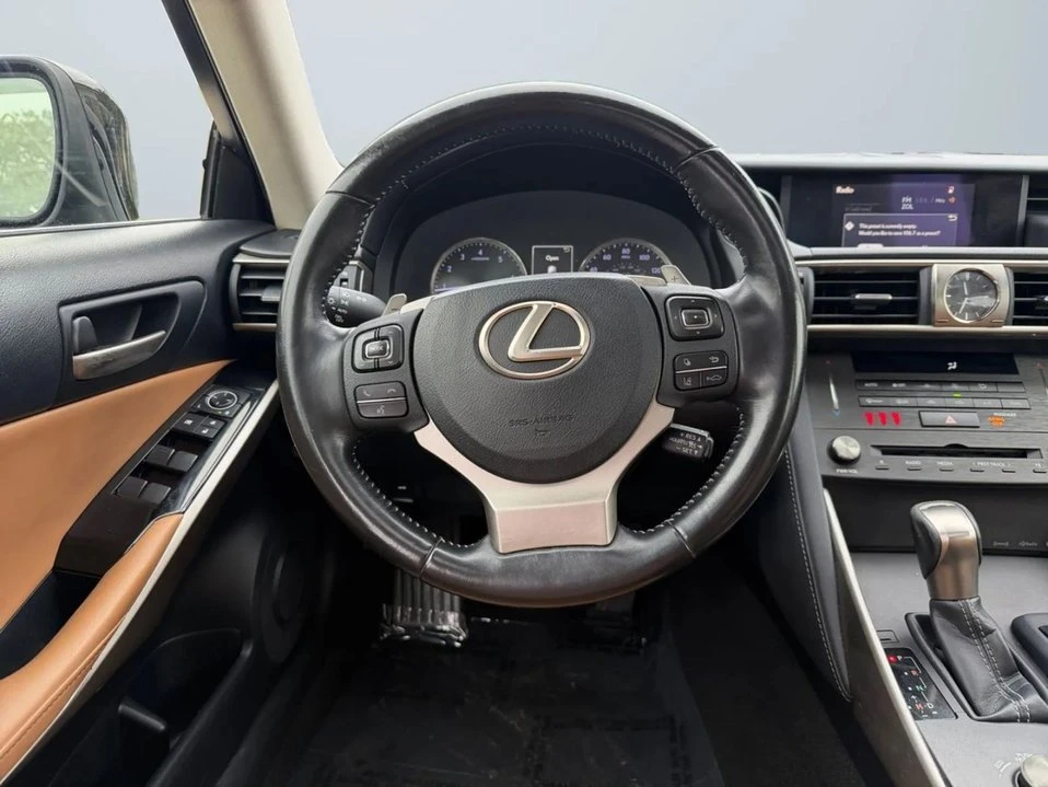 2019 Lexus IS 3rd Gen - Image 12 of 15