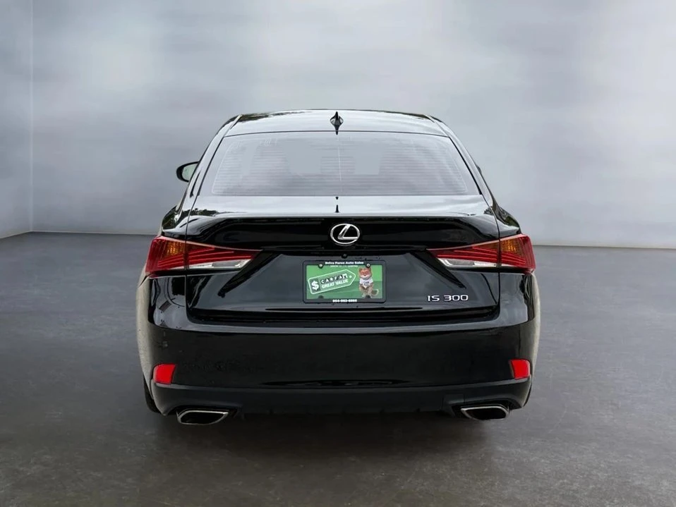 2019 Lexus IS 3rd Gen - Image 4 of 15