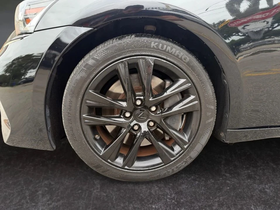 2019 Lexus IS 3rd Gen - Image 14 of 15