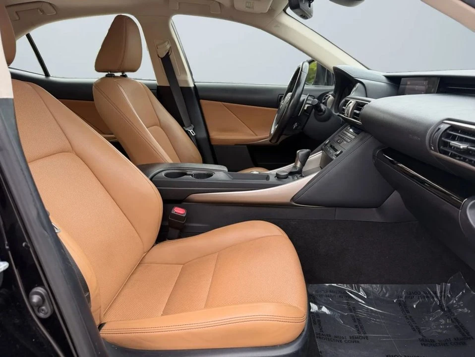 2019 Lexus IS 3rd Gen - Image 15 of 15