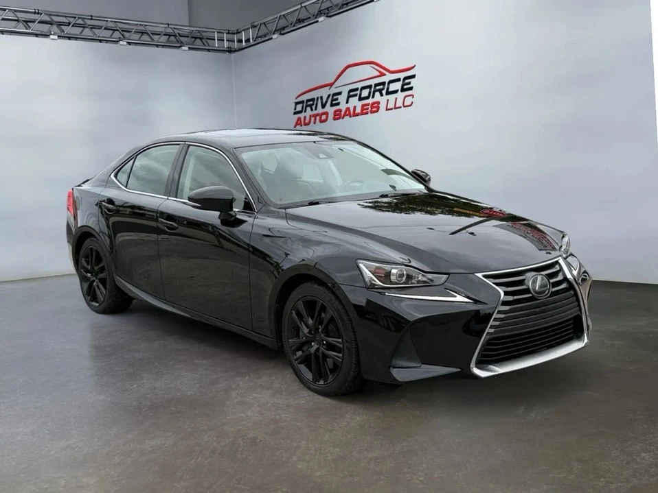 2019 Lexus IS 3rd Gen - Image 7 of 15