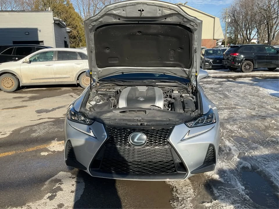 2019 Lexus IS 3rd Gen - Image 11 of 20