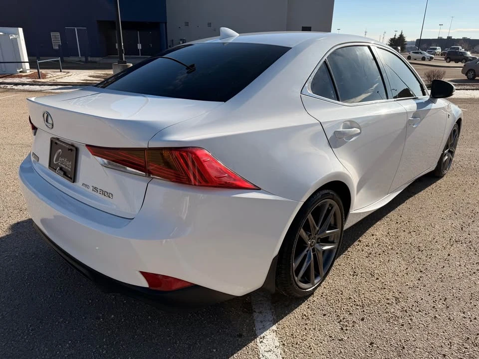 2019 Lexus IS 3rd Gen - Image 5 of 13