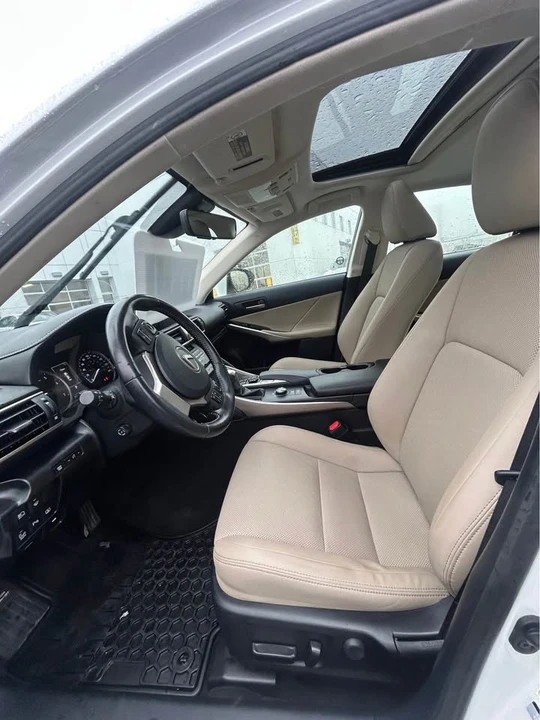 2019 Lexus IS 3rd Gen - Image 7 of 13